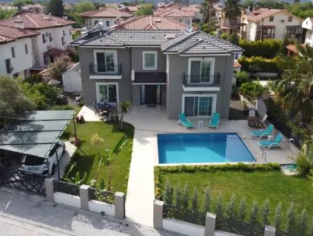 Villa Zum Verkauf In 514M2 Grundstück In Dalyan Gülpinar