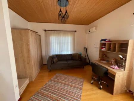 Duplex-Holzvilla Zum Verkauf In Dalyan Gülpınar Auf 900M2 Grundstück