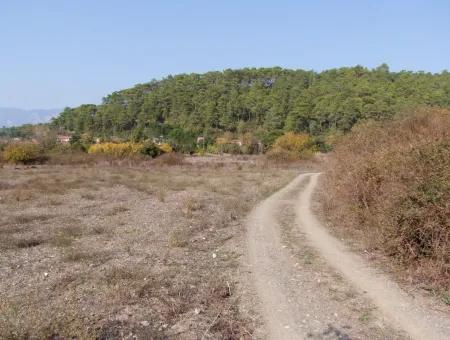 6850M2 Zoning Land With Sea View In Çamlı