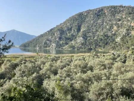 6,821M2 Village House For Sale With Views Of Çandir Lake