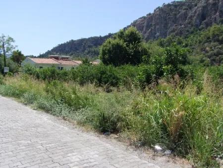 Dalyan'da Kanala Sıfır Satılık Arsa